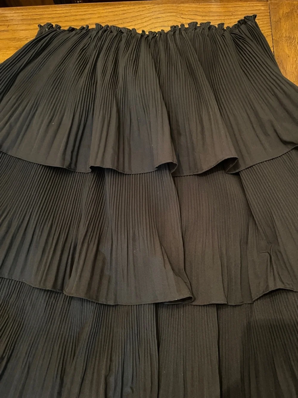 Mare Mare Anthropologie Tiered Pleated Black Maxi Skirt, size 2X - Picture 2 of 9
